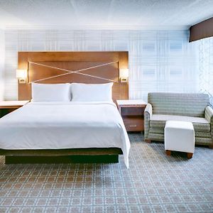 Deluxe King Room Non-Smoking